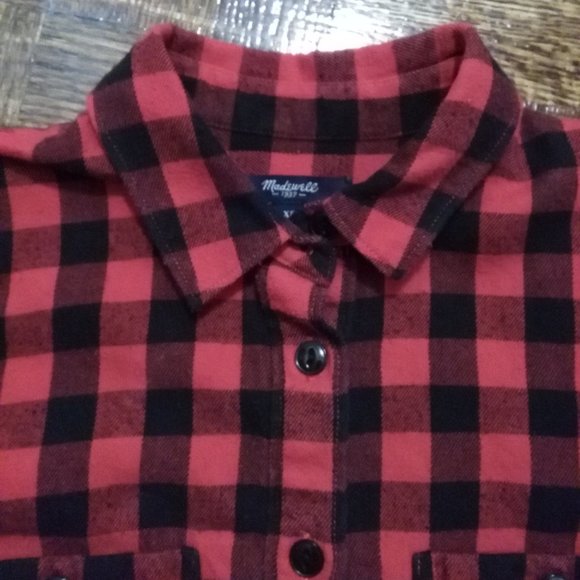 Madewell Buffalo Check Plaid Flannel Shirt - Picture 2 of 3